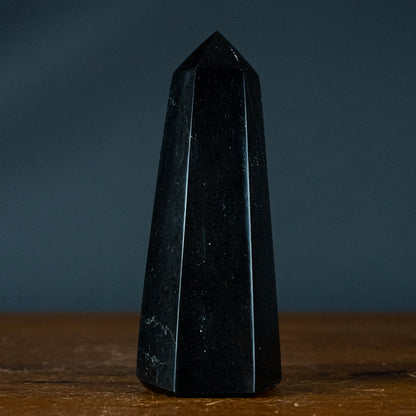 Tourmalin Obelisk aus Brasilien - 529,49g - 140x61x51mm