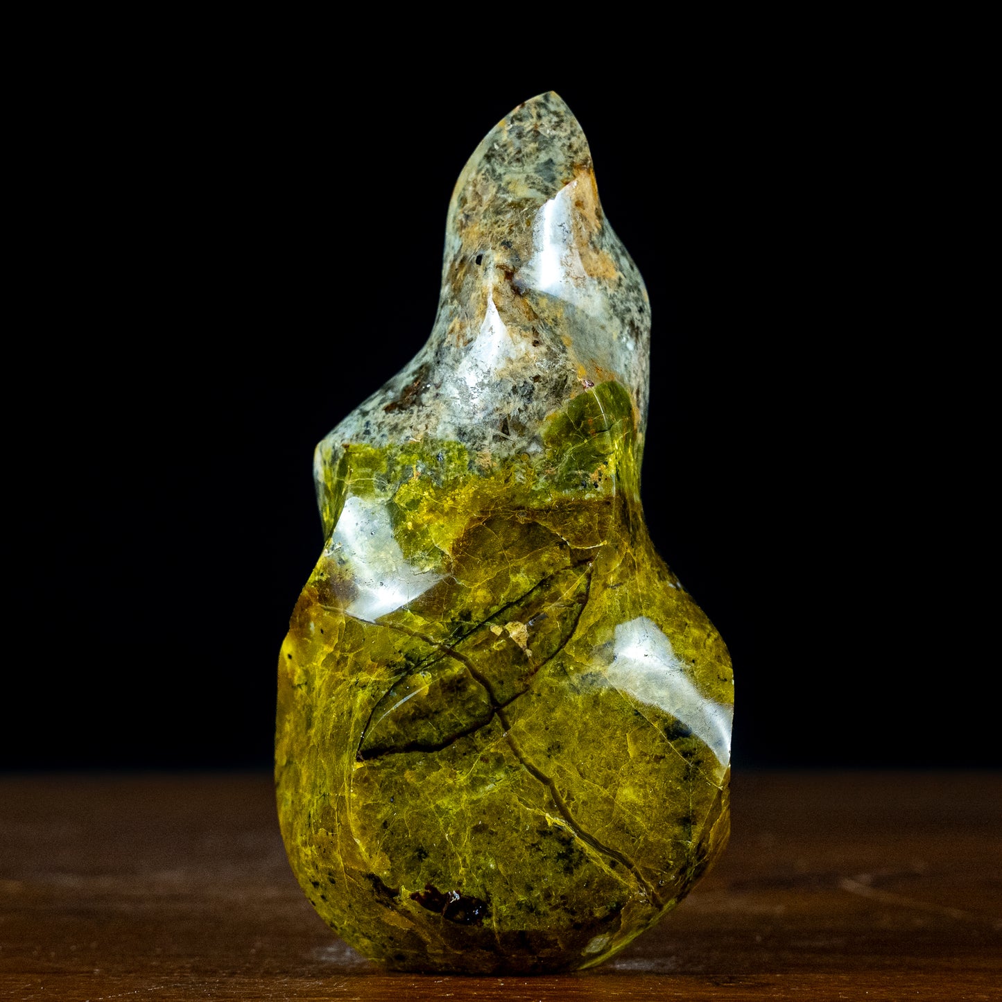 Grüner Opal Flamme - 604,44g - 145x80x77mm