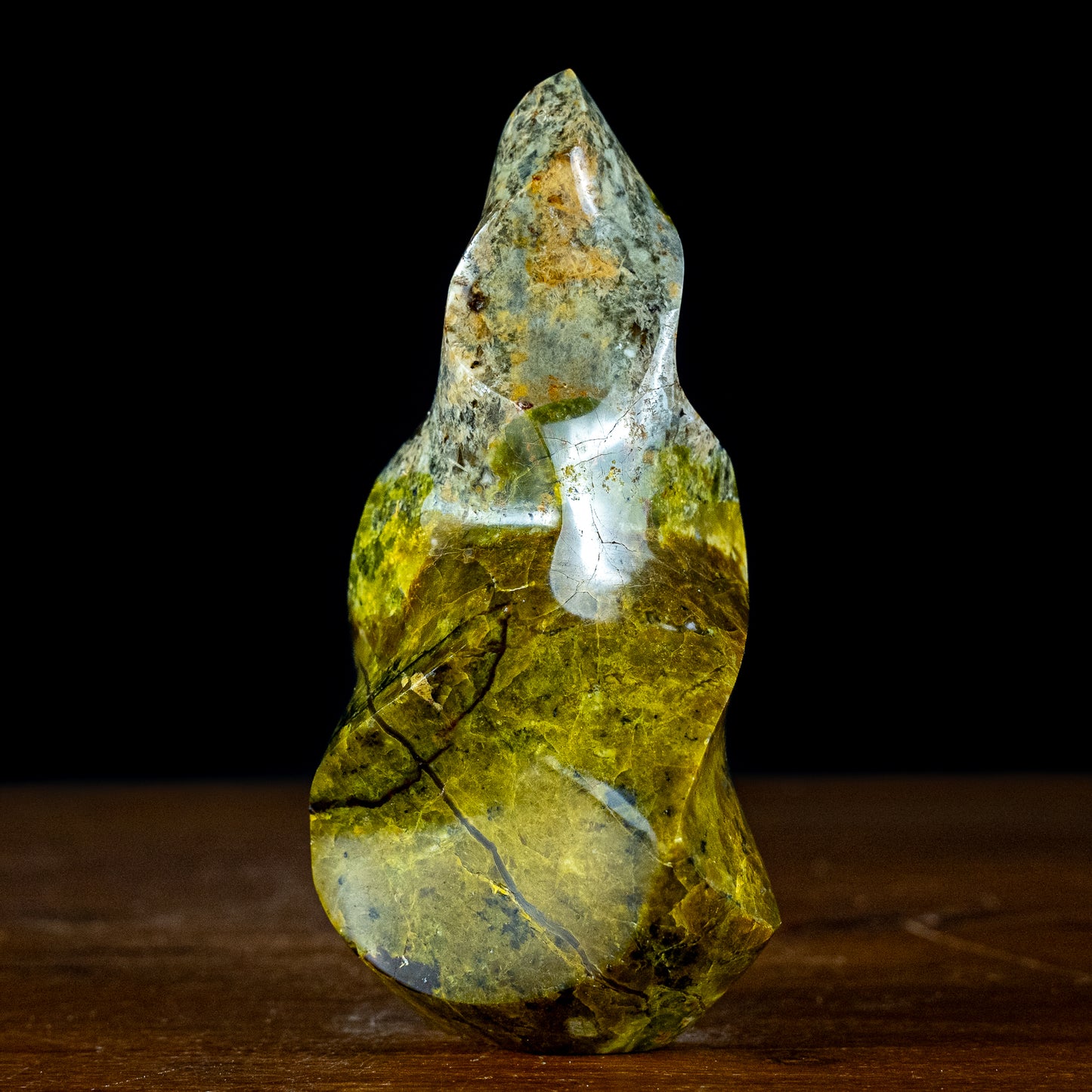 Grüner Opal Flamme - 604,44g - 145x80x77mm