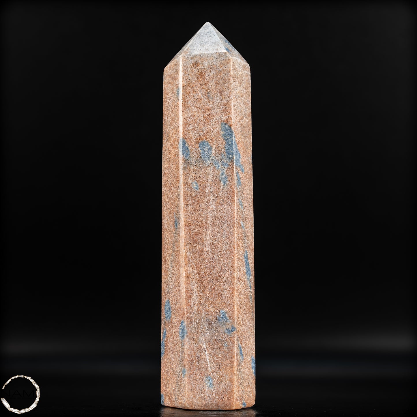 Natürlicher K2 Obelisk aus Madagaskar - 930,67g