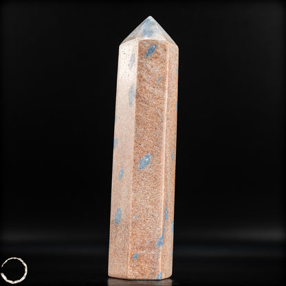 Natürlicher K2 Obelisk aus Madagaskar - 930,67g