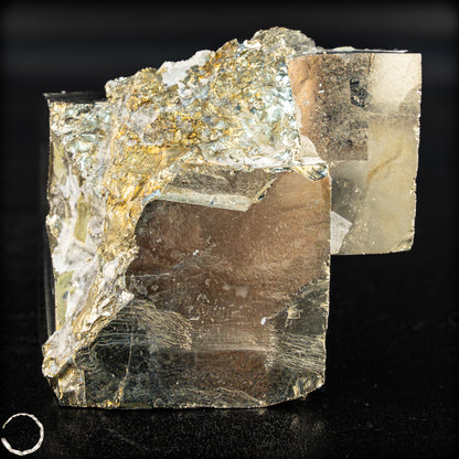 Natürliches Pyrit Kristallcluster - 189,05g