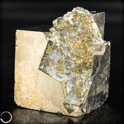 Natürliches Pyrit Kristallcluster - 189,05g