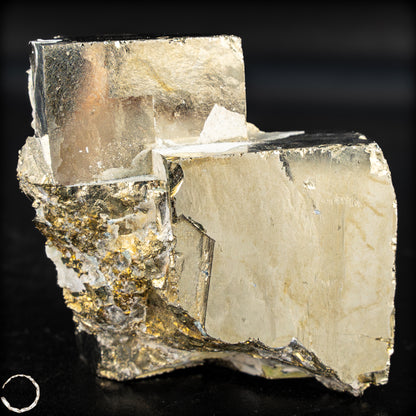 Natürliches Pyrit Kristallcluster - 189,05g