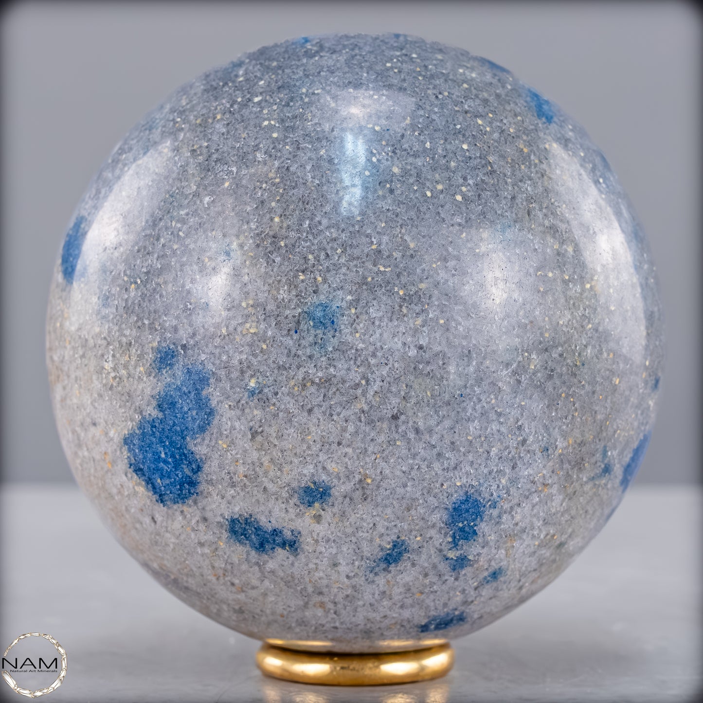 Natürliche K2 Kugel aus Madagaskar - 810,56g