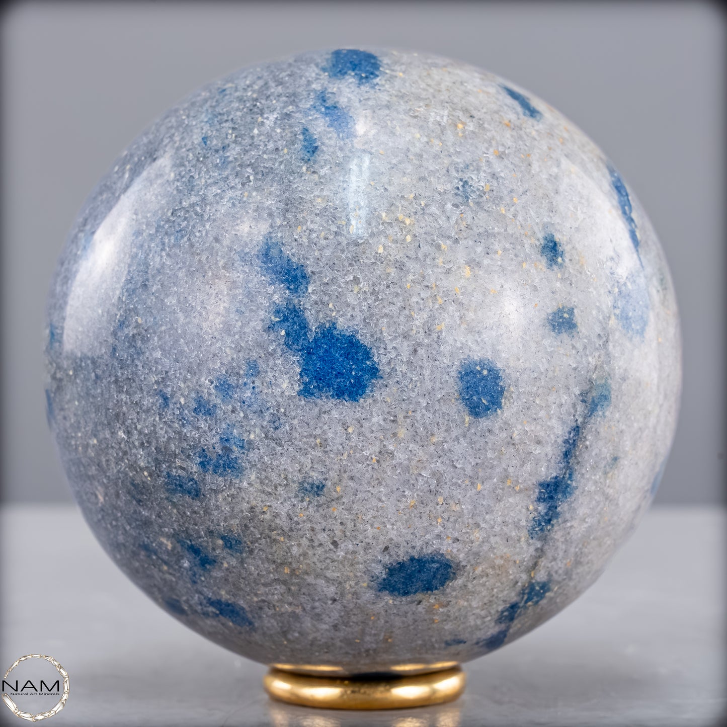 Natürliche K2 Kugel aus Madagaskar - 810,56g