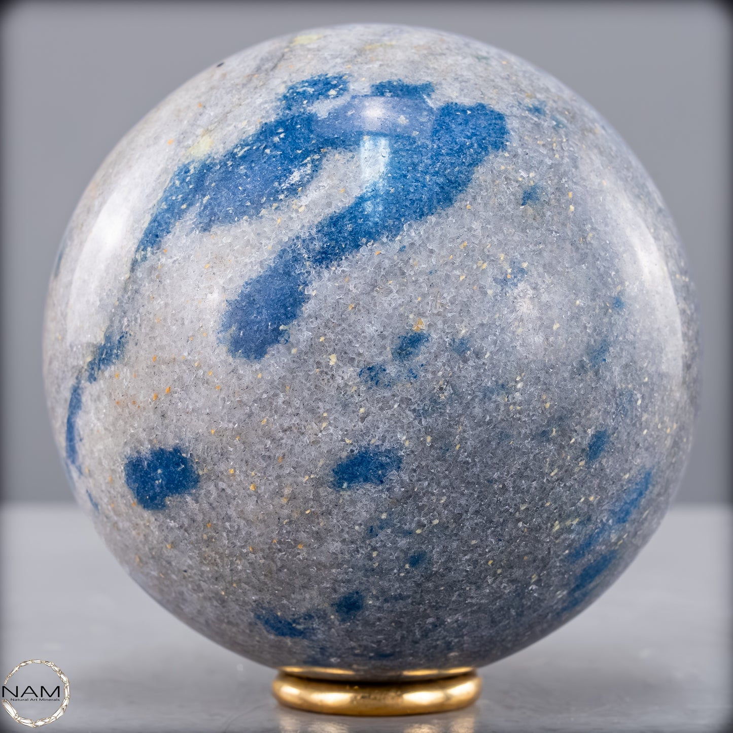 Natürliche K2 Kugel aus Madagaskar - 810,56g