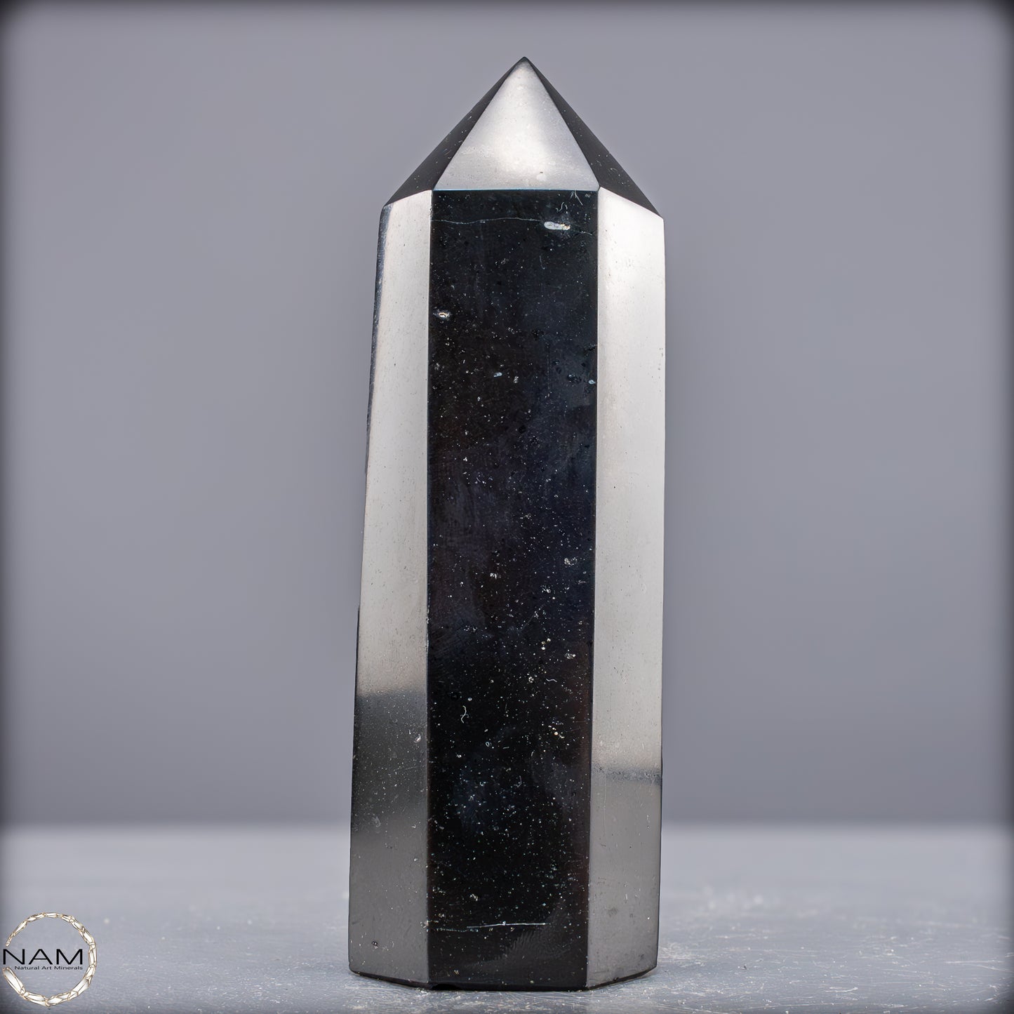 Natürlicher Tourmalin Kristall-Obelisk aus Brasilien - 629,48g