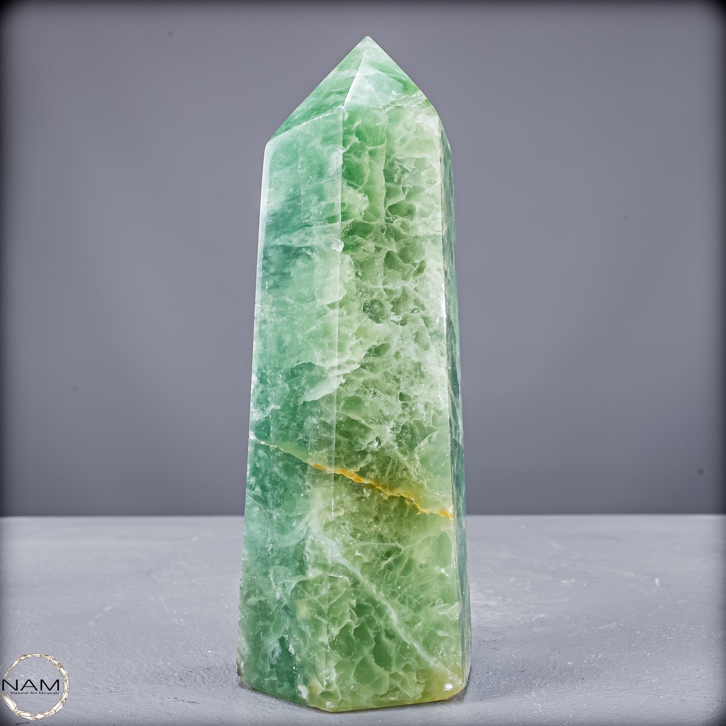 Natürlicher Grüner Fluorit-Kristall Obelisk - 873,72g