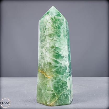 Natürlicher Grüner Fluorit-Kristall Obelisk - 873,72g