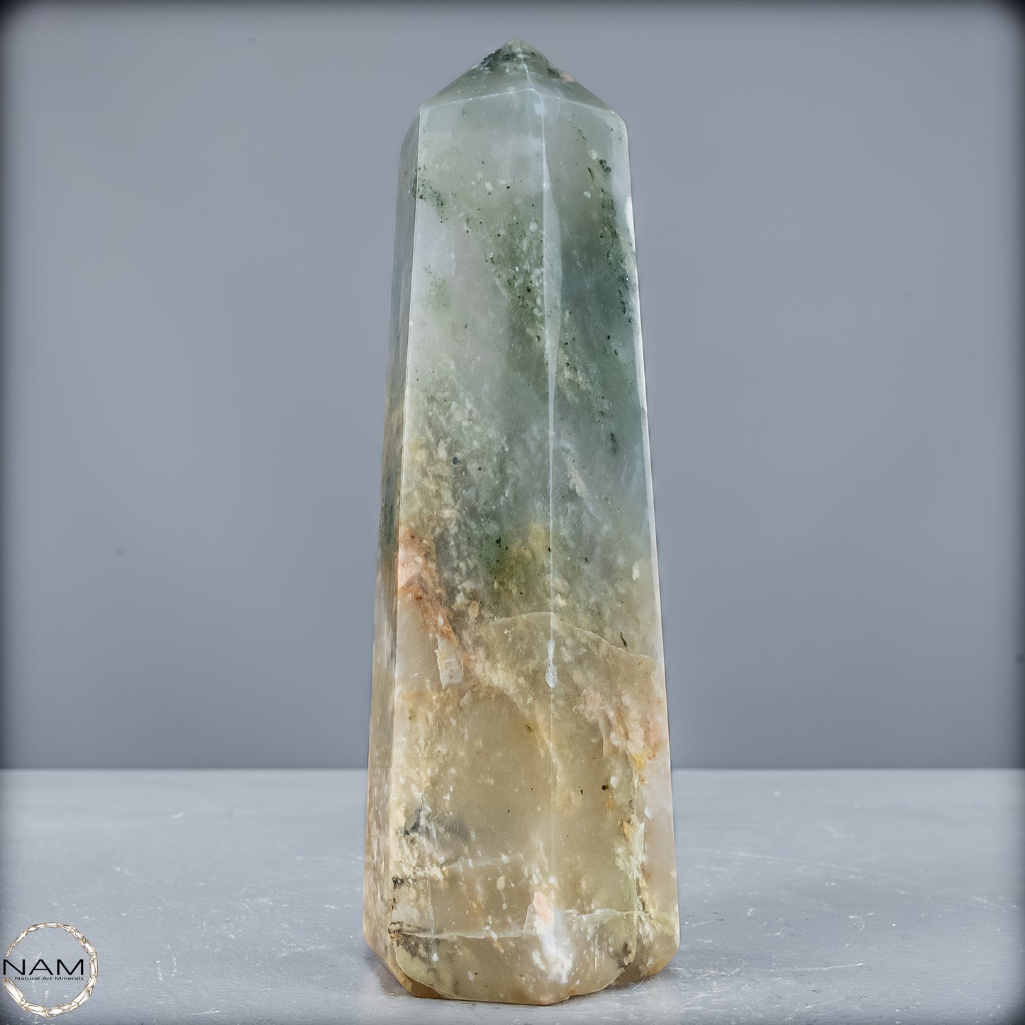 Natürliche Grüne-Quarzkristall Obelisk aus Brasilien - 728,15g