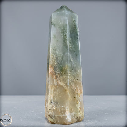 Natürliche Grüne-Quarzkristall Obelisk aus Brasilien - 728,15g