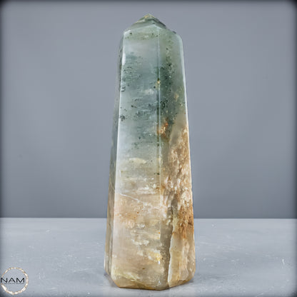 Natürliche Grüne-Quarzkristall Obelisk aus Brasilien - 728,15g