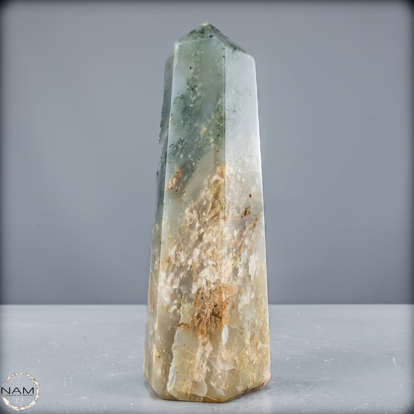 Natürliche Grüne-Quarzkristall Obelisk aus Brasilien - 728,15g