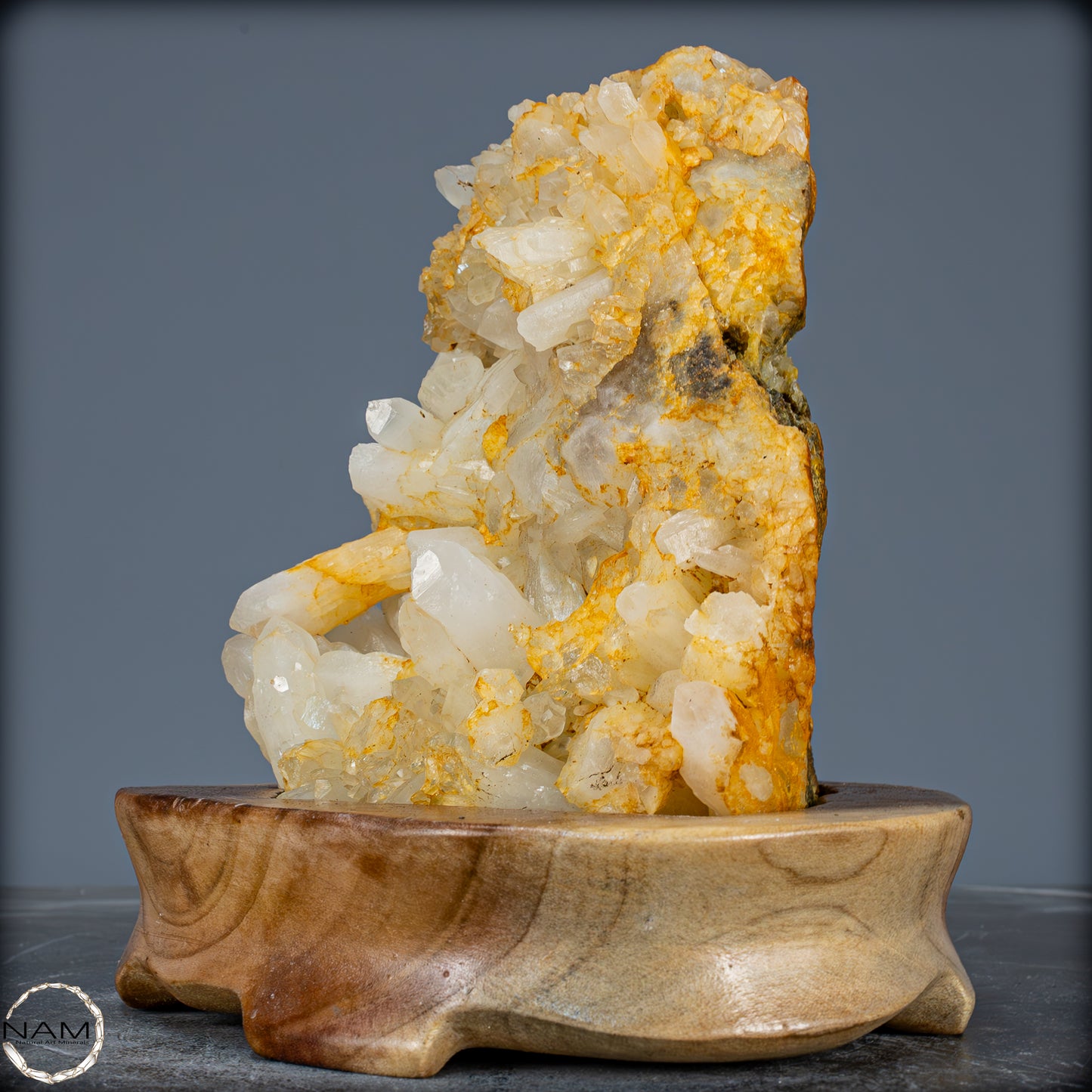 Natürliches Quarz-Kristallcluster auf Ständer aus Indonesien - 2308,65g