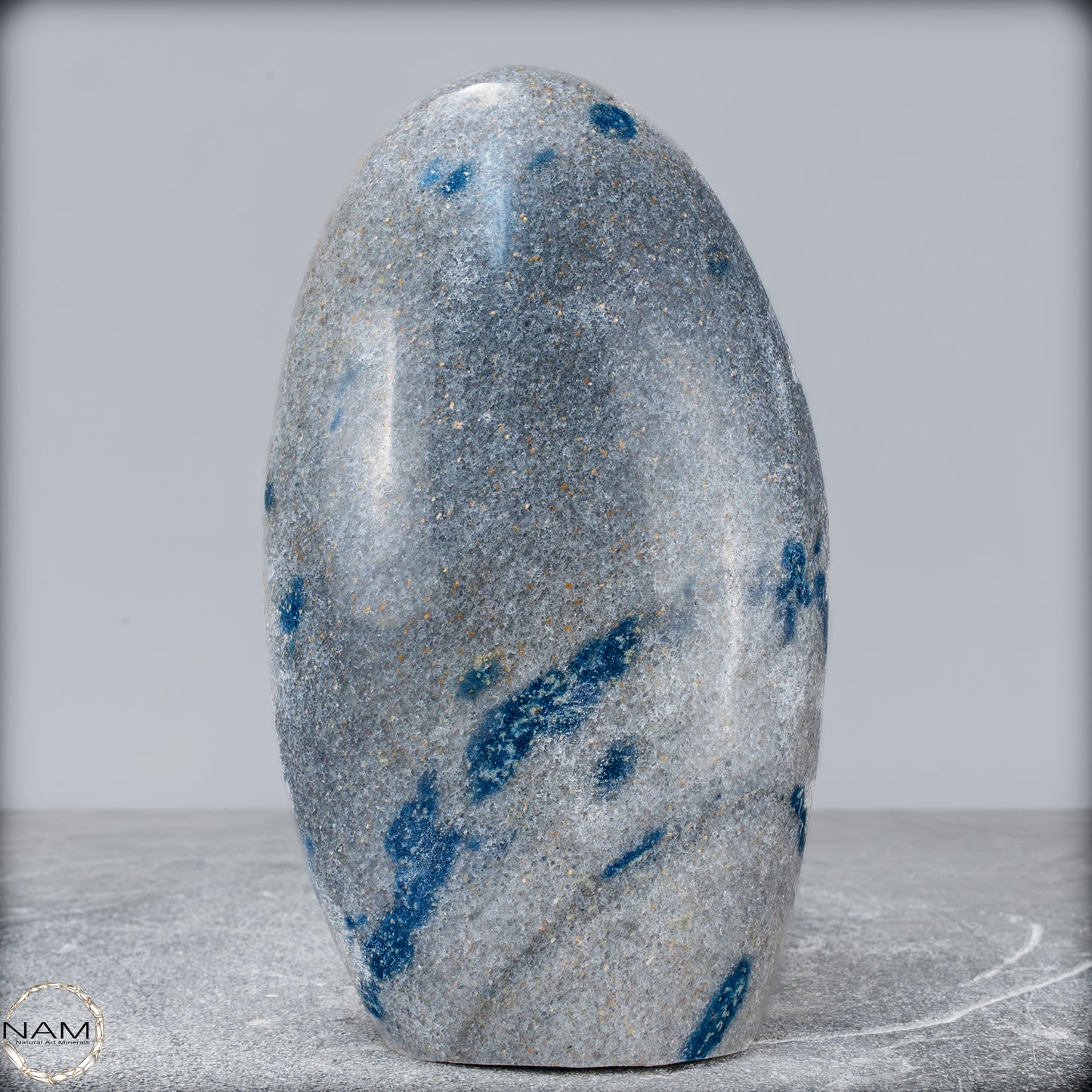 Natürliche K2 Freiform aus Madagaskar -1172,26g