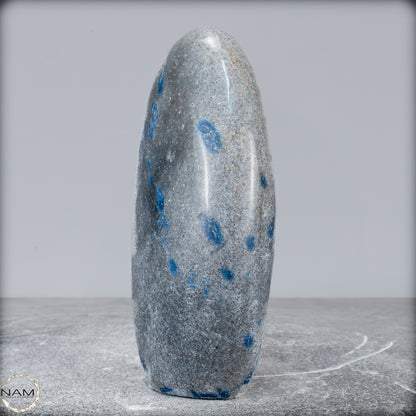Natürliche K2 Freiform aus Madagaskar -1172,26g