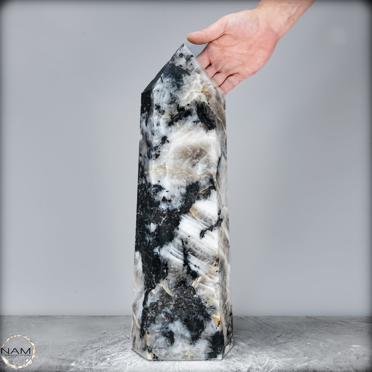 Natürlicher Tourmalin & Quarzkristall Obelisk aus Brasilien - 17106,23g