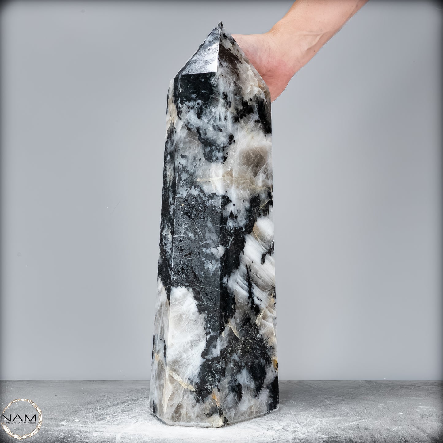 Natürlicher Tourmalin & Quarzkristall Obelisk aus Brasilien - 17106,23g