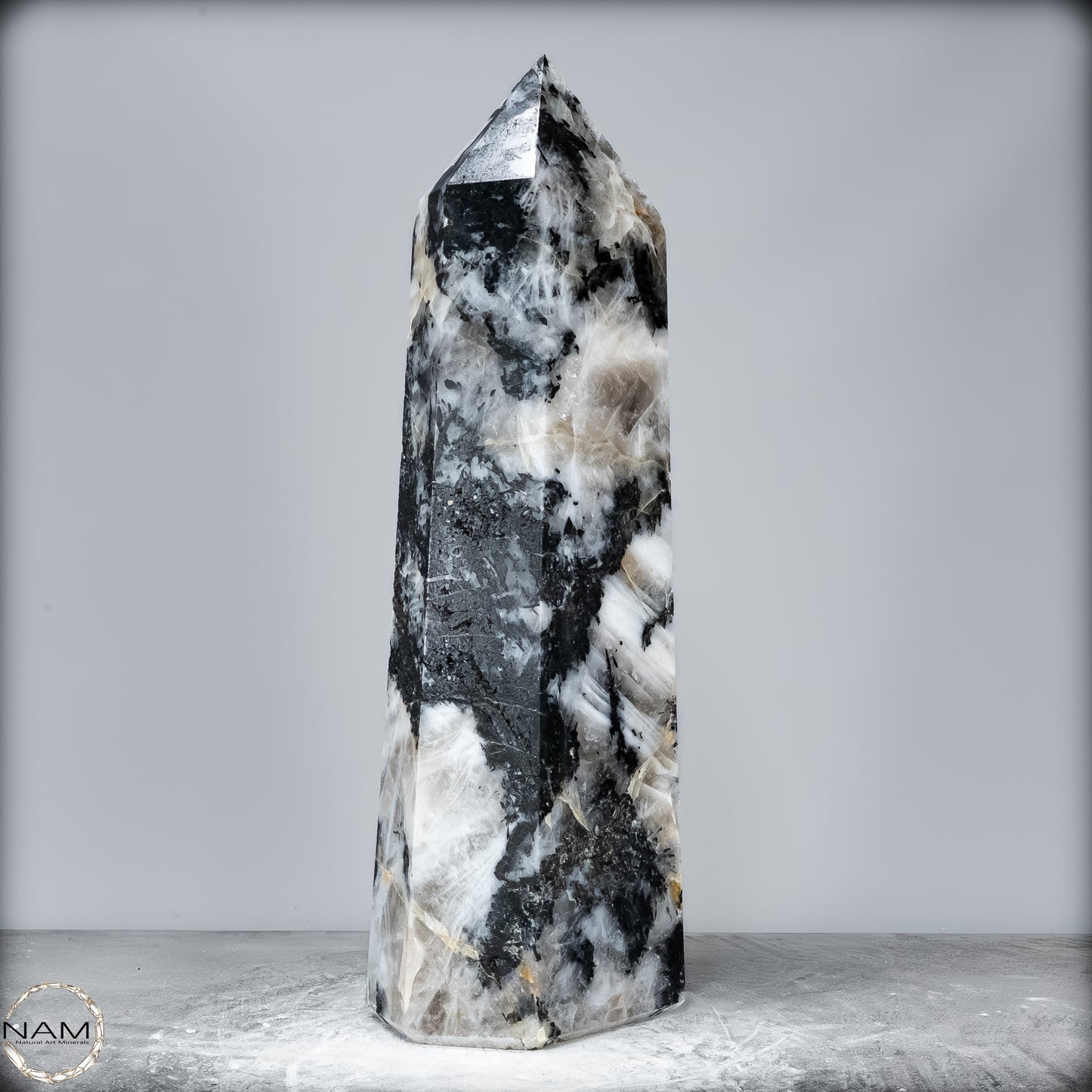 Natürlicher Tourmalin & Quarzkristall Obelisk aus Brasilien - 17106,23g