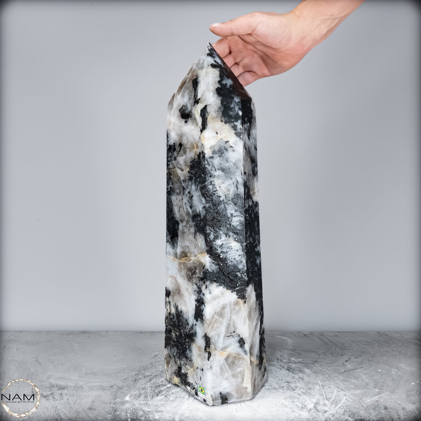 Natürlicher Tourmalin & Quarzkristall Obelisk aus Brasilien - 17106,23g