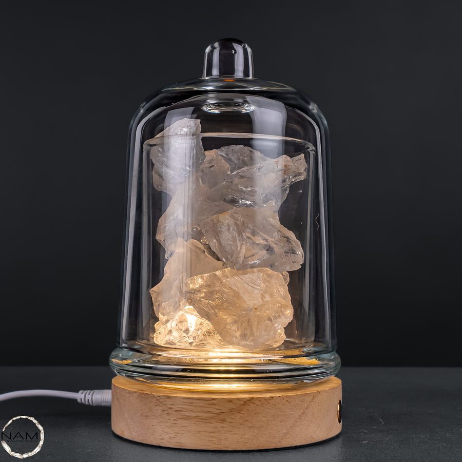 Lemurischer Bergkristall aus Brasilien – Stimmungsvolle Duftlampe mit natürlicher Kristallfüllung und warmem Licht - 1388,11g