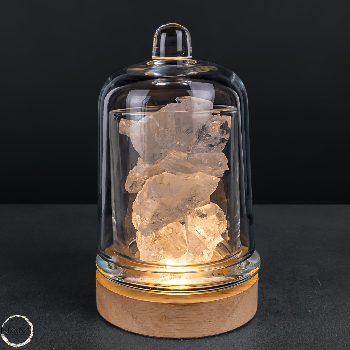 Lemurischer Bergkristall aus Brasilien – Stimmungsvolle Duftlampe mit natürlicher Kristallfüllung und warmem Licht - 1388,11g