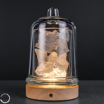 Lemurischer Bergkristall aus Brasilien – Stimmungsvolle Duftlampe mit natürlicher Kristallfüllung und warmem Licht - 1388,11g