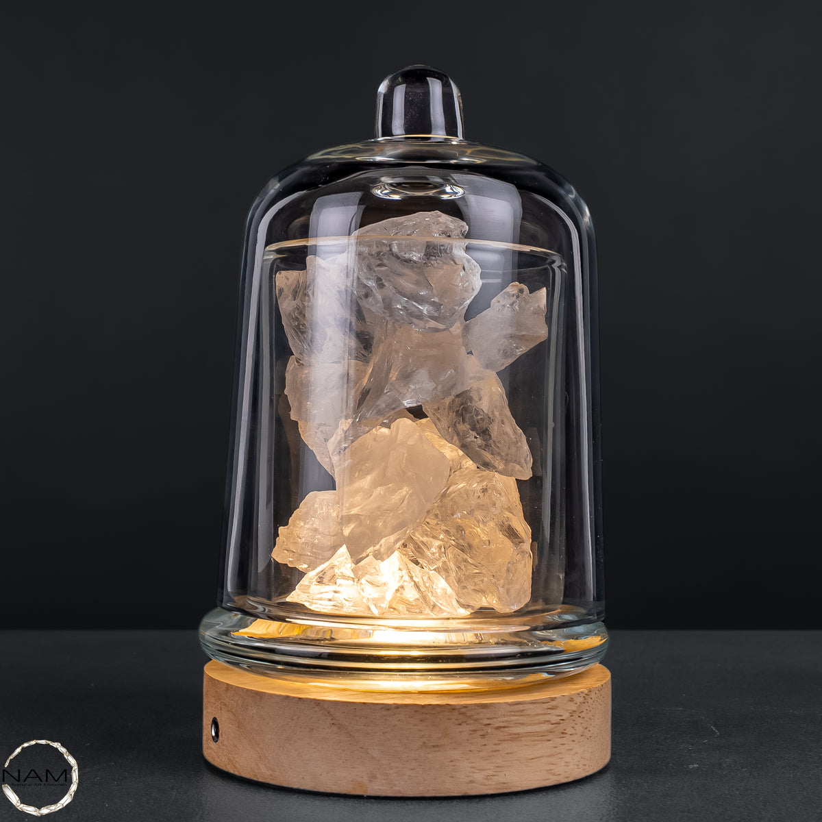Lemurischer Bergkristall aus Brasilien – Stimmungsvolle Duftlampe mit natürlicher Kristallfüllung und warmem Licht - 1388,11g