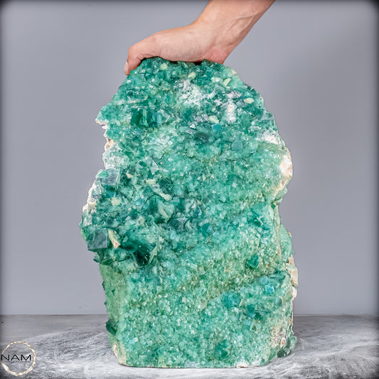 Natürliche Grüner Fluorit Kristalle auf Matrix - 24752,62g