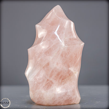 Natürliche Rosenquarz-Kristall Flamme aus Brasilien - 976,25g