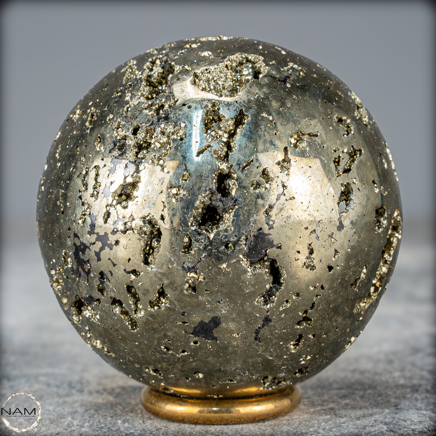 Natürliche Dekorative Pyrit Kugel / Druse - 517,89g - 62mm