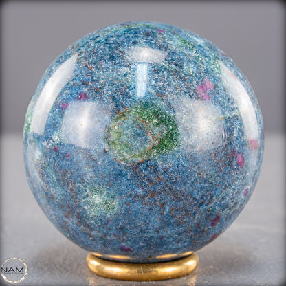 Natürliche Rubin in Fuchsit und Kyanit als Kugel - 390,25g - 59mm