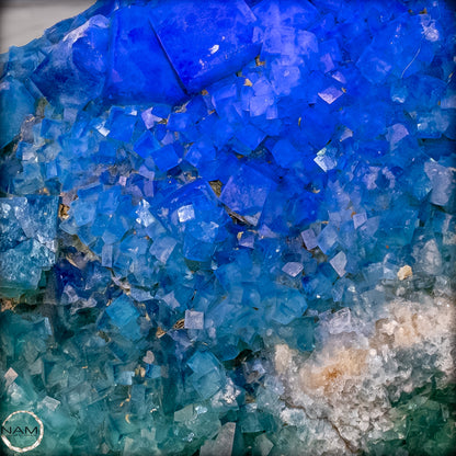 Natürliche Grüner Fluorit Kristalle auf Matrix -10644,55g