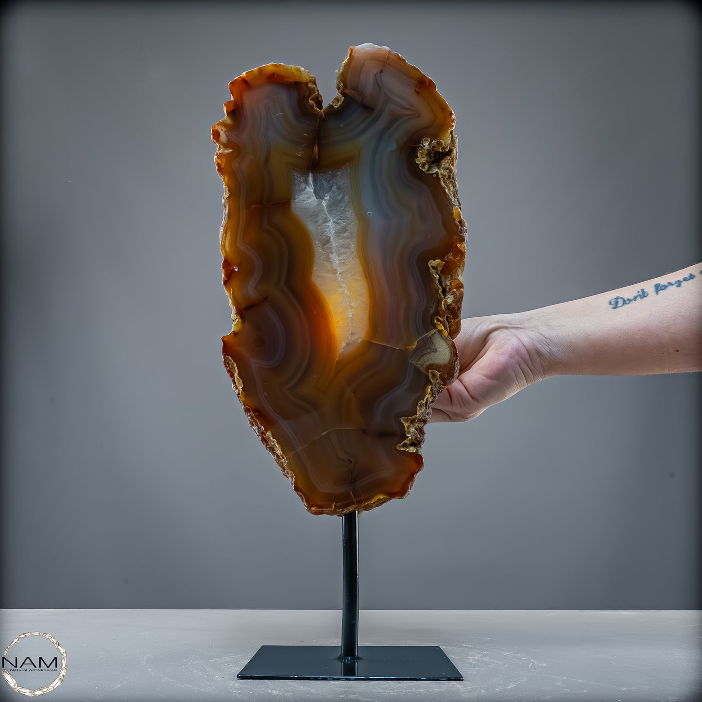 Achat Scheibe  – Natürliches Farbenspiel auf Ständer aus Brasilien - 5926,77 g