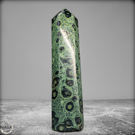 Natürlicher  Kambaba-Jaspis Obelisk - 572,41 g