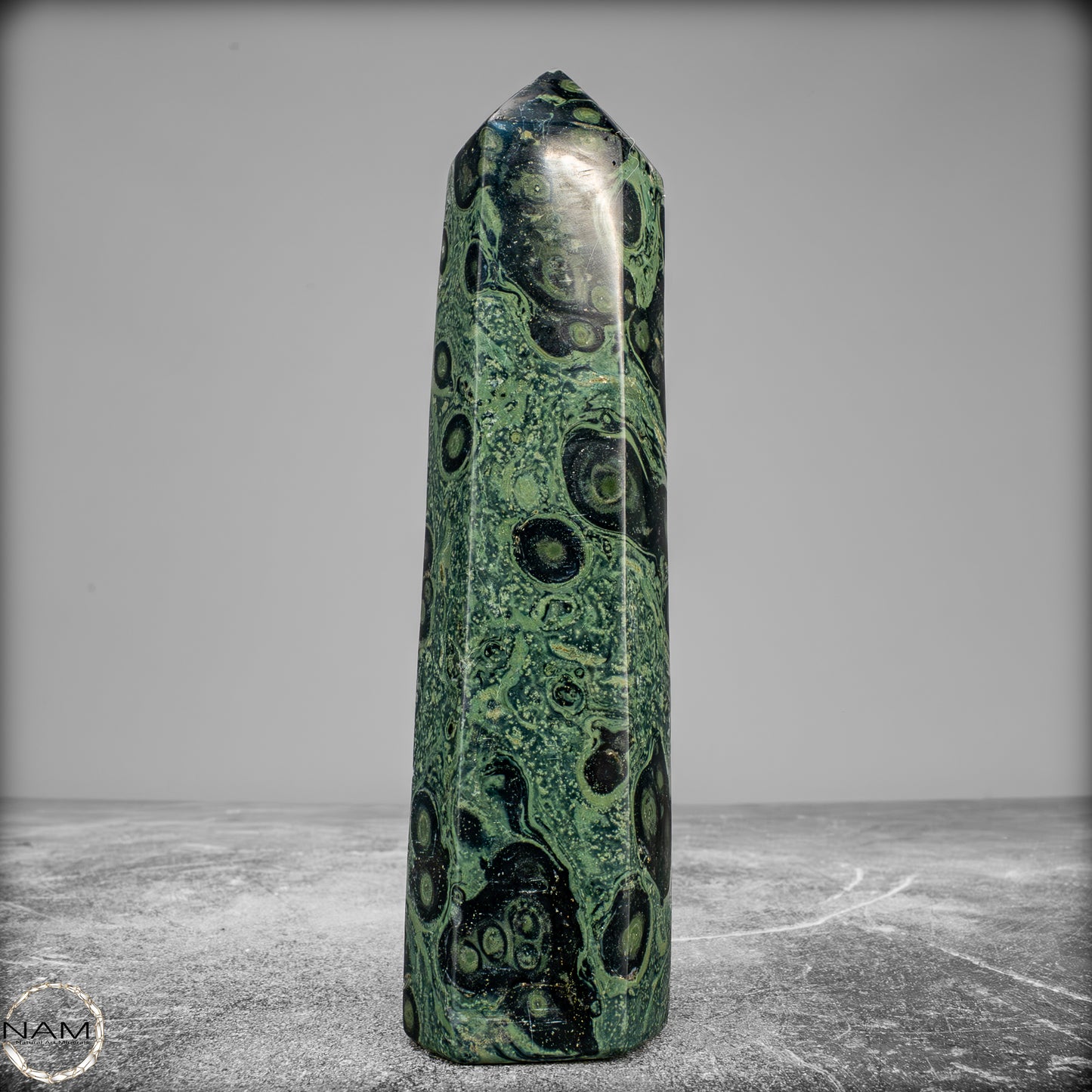 Natürlicher  Kambaba-Jaspis Obelisk - 572,41 g