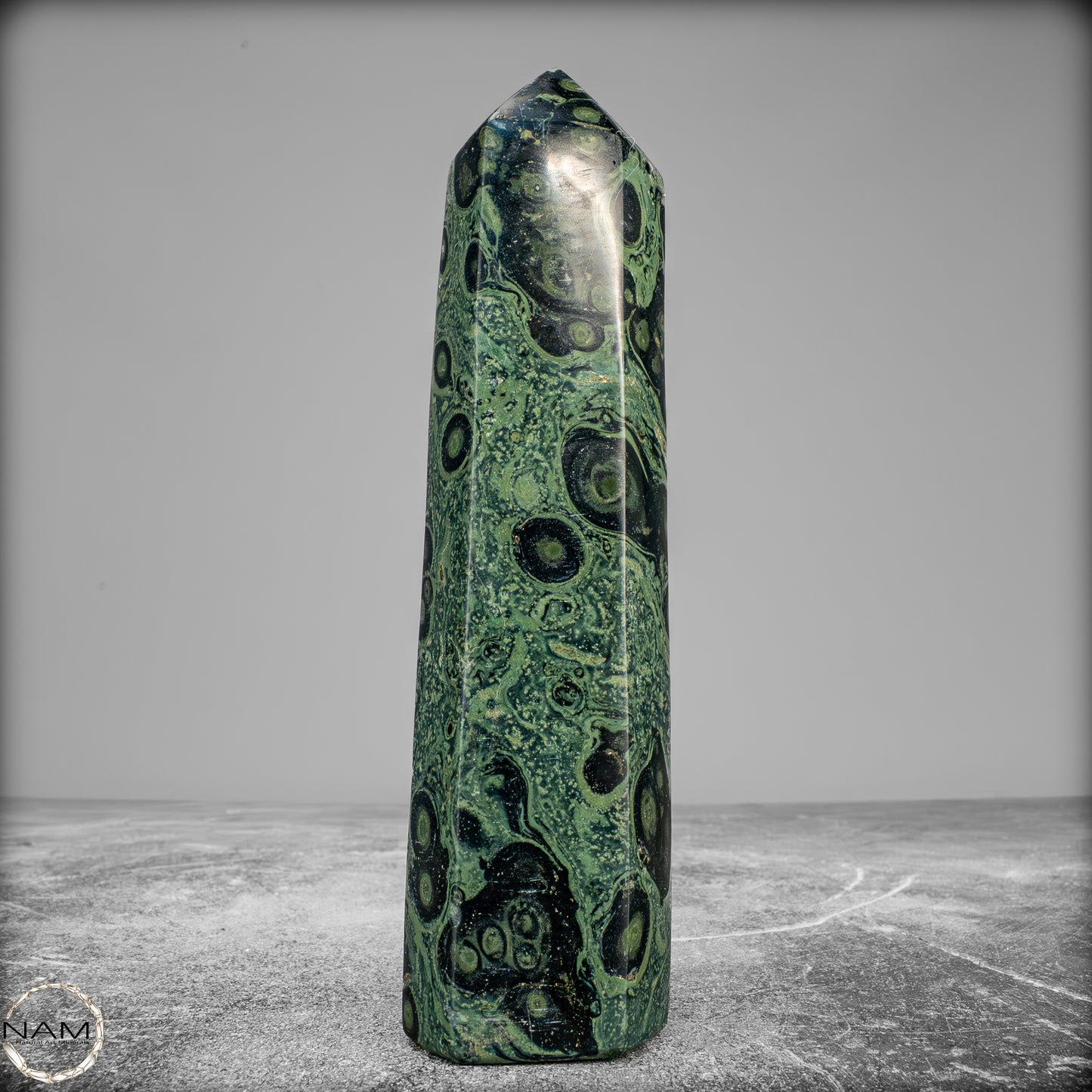 Natürlicher  Kambaba-Jaspis Obelisk - 572,41 g