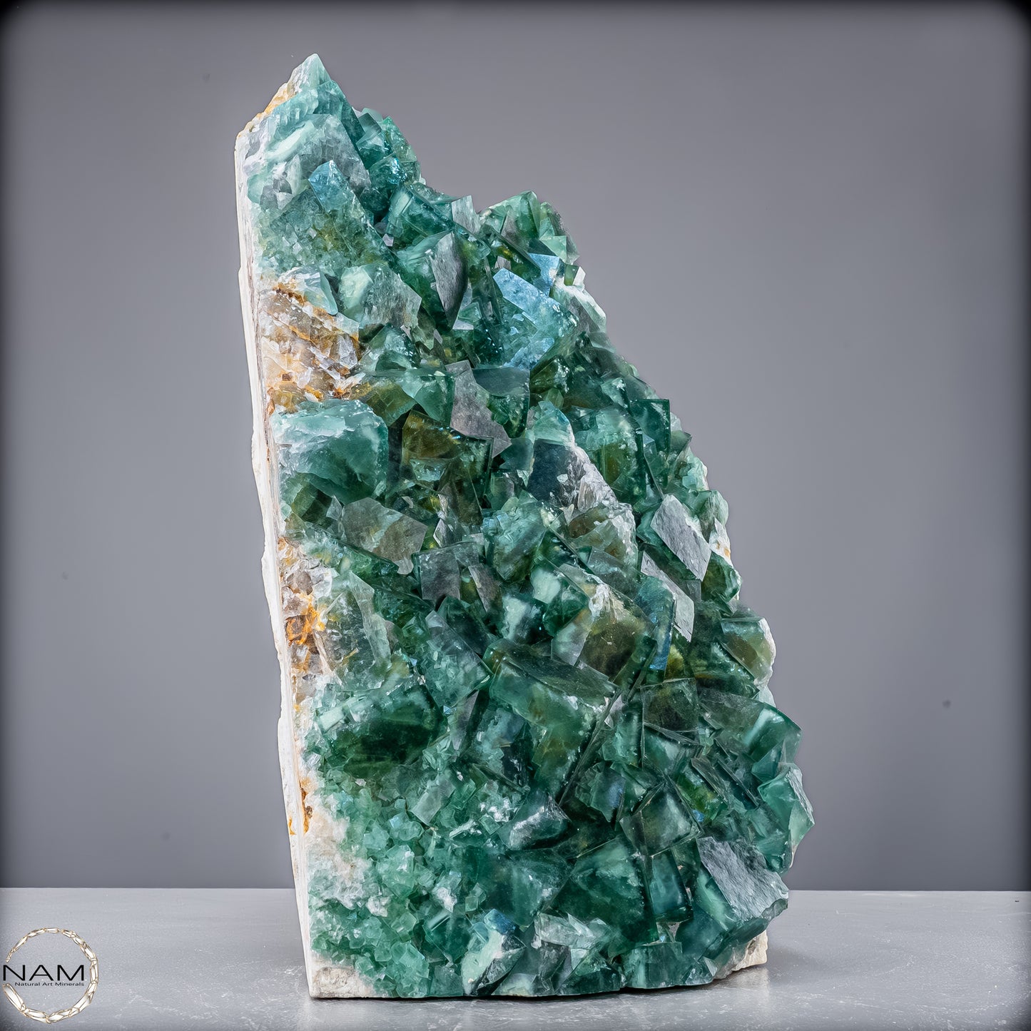 Natürliche Grüner Fluorit Kristalle auf Matrix - 14445,86 g