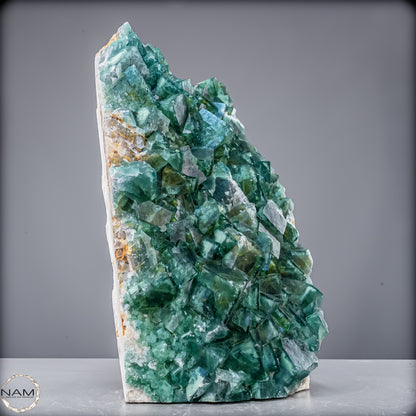 Natürliche Grüner Fluorit Kristalle auf Matrix - 14445,86 g