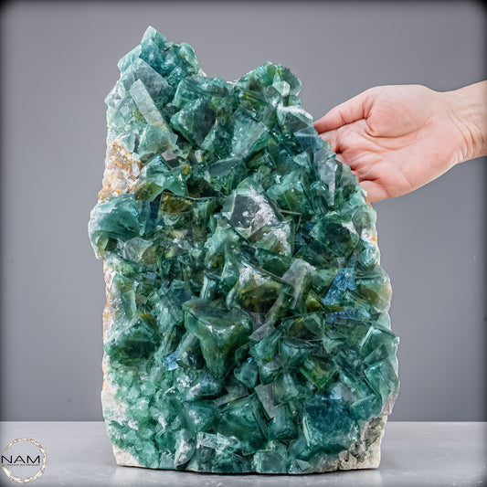 Natürliche Grüner Fluorit Kristalle auf Matrix - 14445,86 g