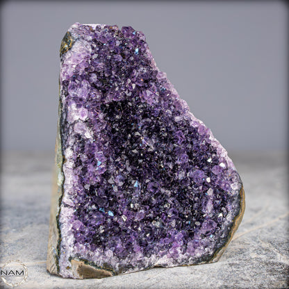Natürliche Amethyst-Kristall Druse - 598,98g