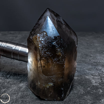 Rauchquarz Spitze – Kraftvolle Erdung in ihrer reinsten Form - 633,82g