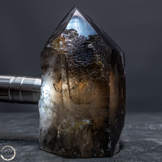 Rauchquarz Spitze – Kraftvolle Erdung in ihrer reinsten Form - 633,82g