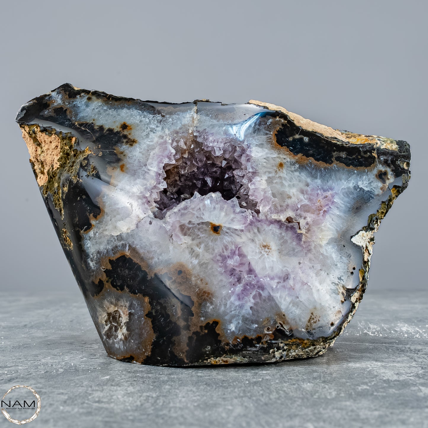 Schwarzer Achat mit Druse und Amethyst – Tiefe, Mystik und Licht im Inneren der Dunkelheit aus Brasilien 1222,66g
