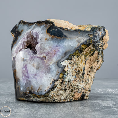 Schwarzer Achat mit Druse und Amethyst – Tiefe, Mystik und Licht im Inneren der Dunkelheit aus Brasilien 1222,66g