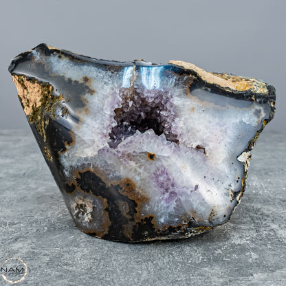 Schwarzer Achat mit Druse und Amethyst – Tiefe, Mystik und Licht im Inneren der Dunkelheit aus Brasilien 1222,66g