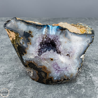 Schwarzer Achat mit Druse und Amethyst – Tiefe, Mystik und Licht im Inneren der Dunkelheit aus Brasilien 1222,66g