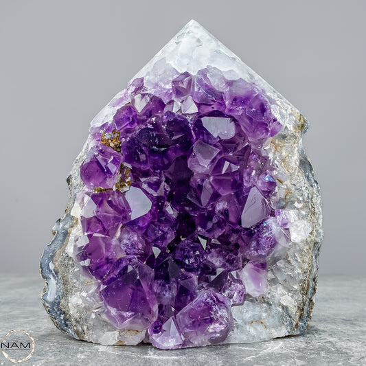 Natürliche Amethyst-Kristall Druse/Spitze - 891,16g