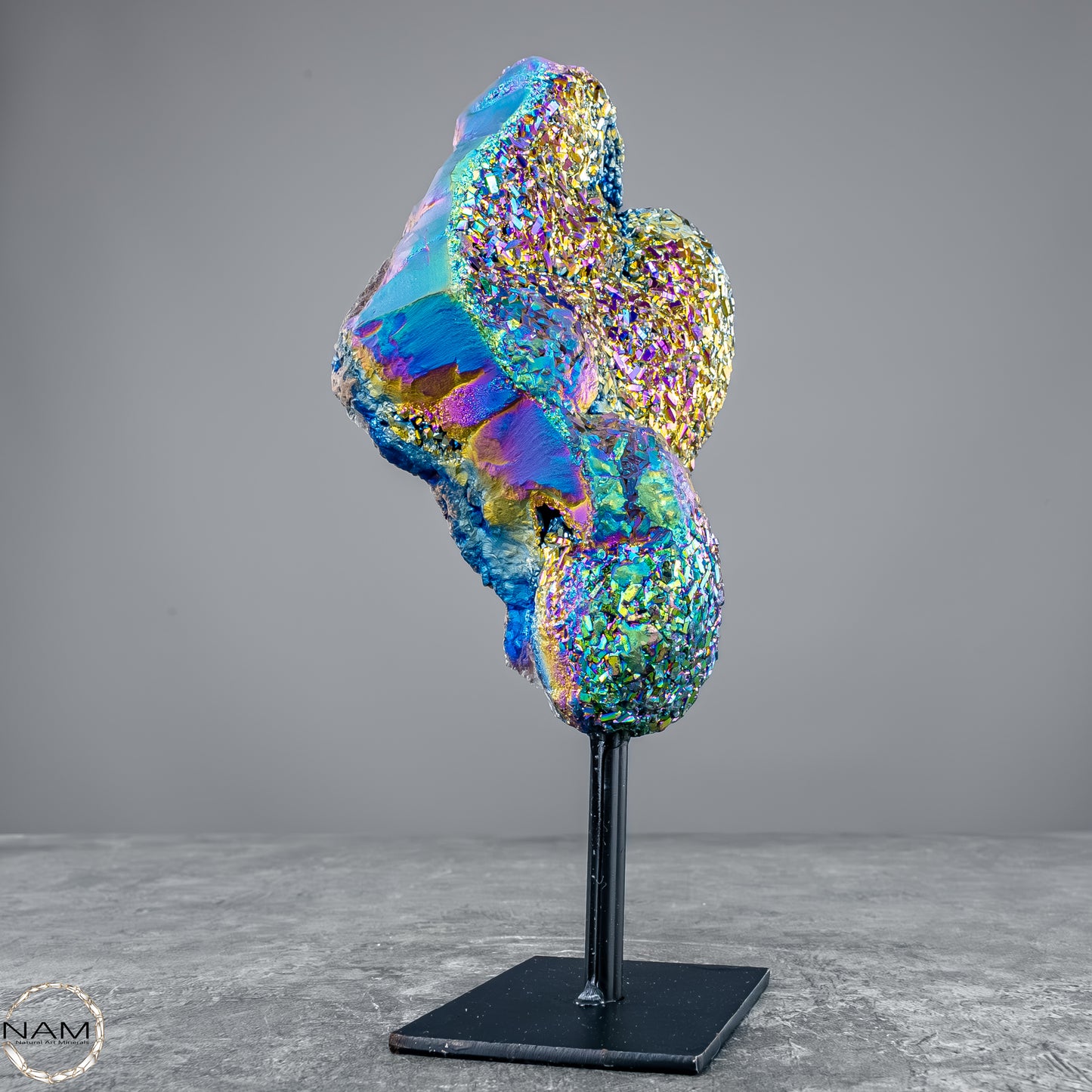 Kristall-Aura-Amethyst auf Ständer – 667,44g